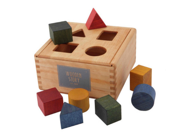 Spielzeug Wooden Story Rainbow Shape Sorter Box