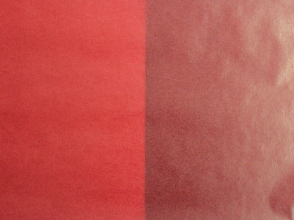 Pergamin 70x100cm rot 42g/qm, satiniert, auf 50x70cm