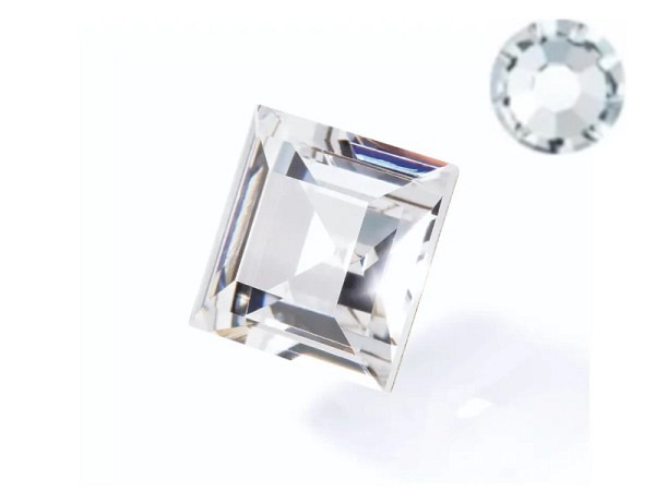 Strasssteine Preciosa Quadrat Maxima 2x2mm crystal 20 Stk.