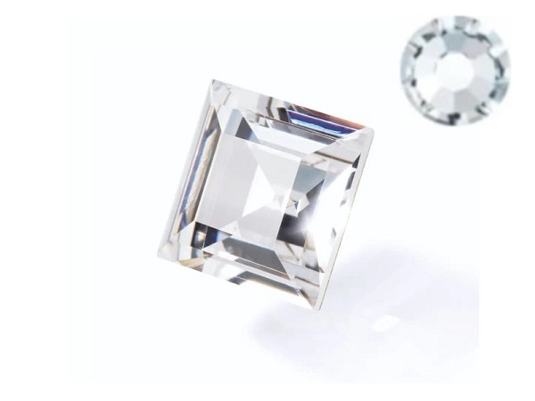 Strasssteine Preciosa Quadrat Maxima 4x4mm crystal 10 Stk.