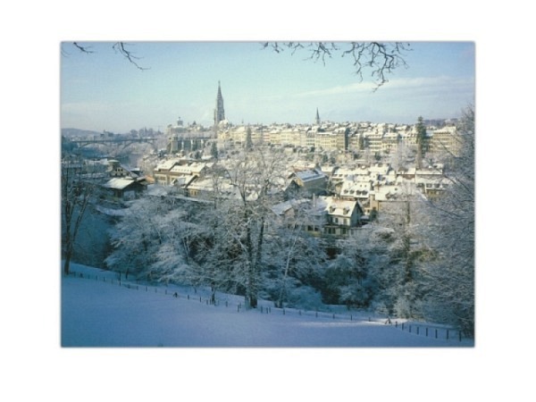 Postkarte Wefo-Verlag Winter Bern verschneiter Hügel