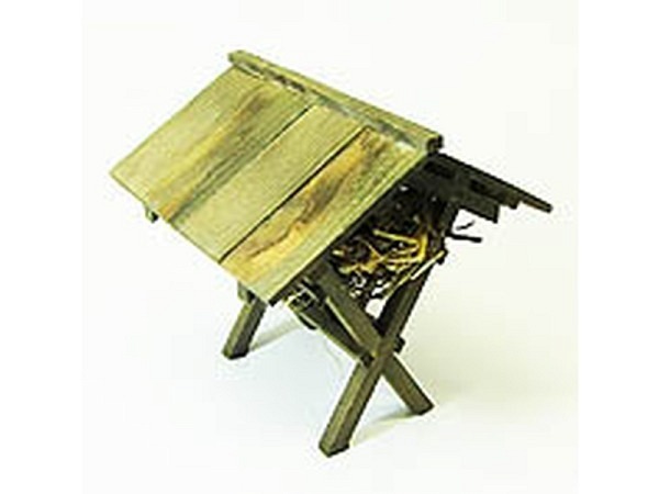 Miniatur Möbel Futterkrippe 7x9cm gebeizt